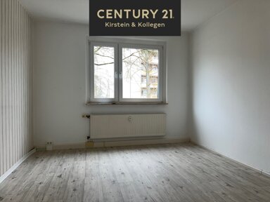 Wohnung zum Kauf 59.000 € 3 Zimmer 68,8 m² 1. Geschoss frei ab sofort Lusan - Rudolf-Hundt-Straße Gera 07549