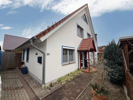 Doppelhaushälfte zum Kauf 349.000 € 3,5 Zimmer 104 m² 287 m² Grundstück Mölln 23879