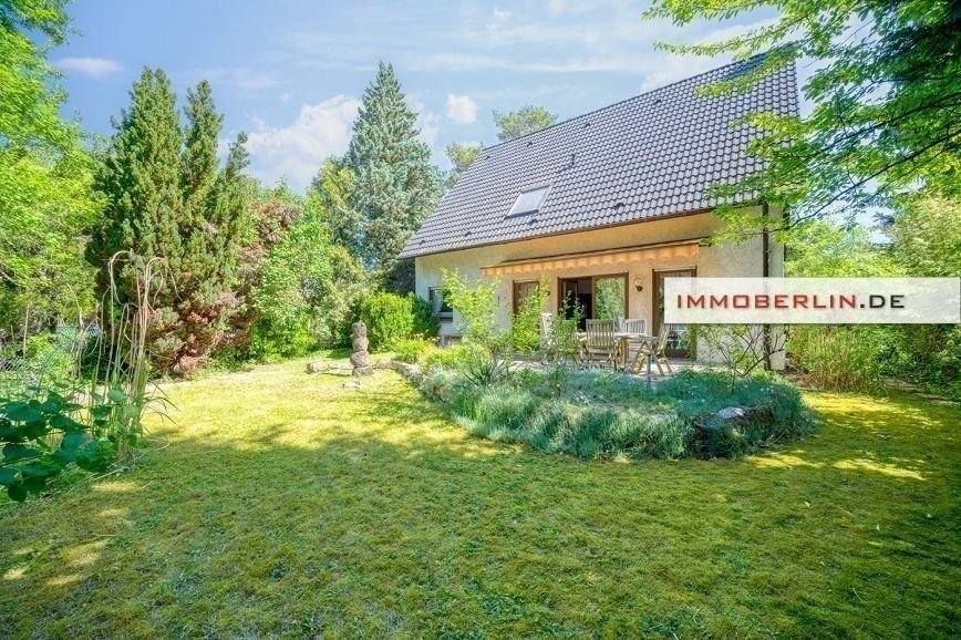 Einfamilienhaus zum Kauf 798.000 € 4 Zimmer 170 m²<br/>Wohnfläche 520 m²<br/>Grundstück ab sofort<br/>Verfügbarkeit Lichterfelde Berlin 12209