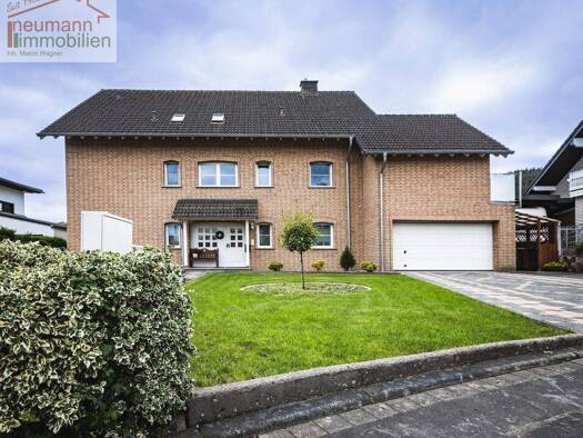 Mehrfamilienhaus zum Kauf 650.000 € 11 Zimmer 345,1 m² 788 m² Grundstück In der Au 18 Hausen Hausen (Wied) 53547