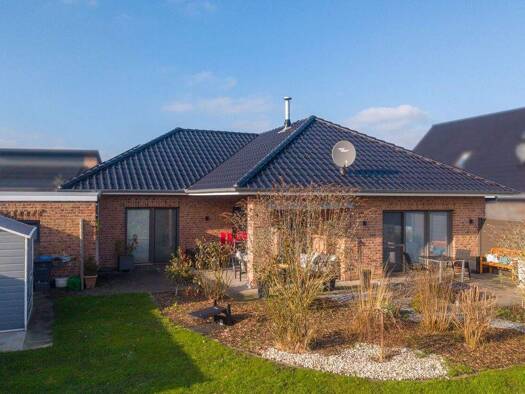 Bungalow zum Kauf 489.000 € 3 Zimmer 121 m² 801 m² Grundstück Wiesmoor 26639