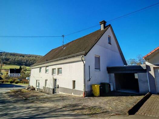 Mehrfamilienhaus zum Kauf provisionsfrei 125.000 € 9 Zimmer 275 m² 673 m² Grundstück Breitenbachstraße 9 Werthenbach Netphen 57250