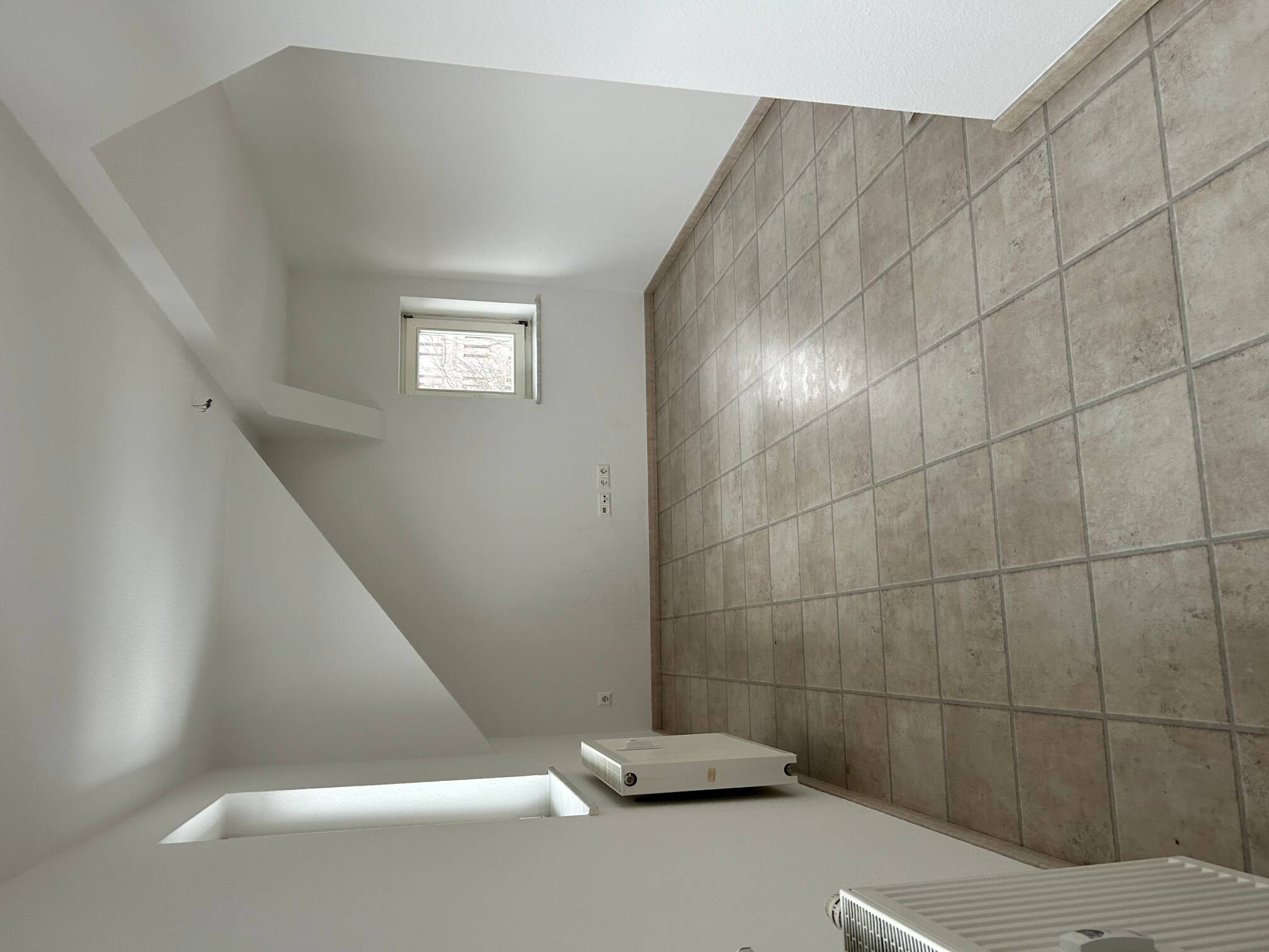HELLE DACHGESCHOSS-WOHNUNG SUCHT NETTEN MIETER!!! – Limbacher Strasse 94, 9116 Chemnitz – Vorschaubild 4