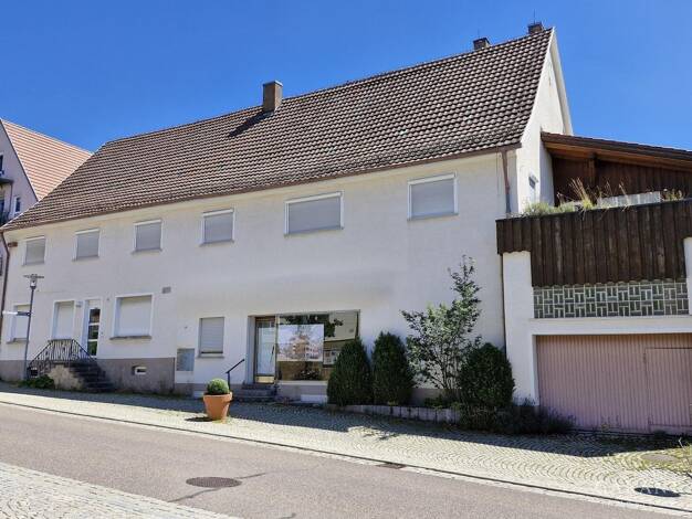 Einfamilienhaus zum Kauf 385.000 € 9 Zimmer 227 m² 948 m² Grundstück Börtlingen 73104