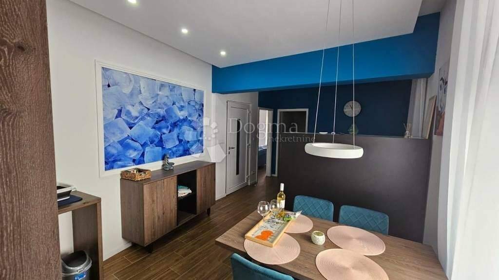 Wohnung zur Miete 1.000 € 4 Zimmer 70 m² 1. Geschoss Centar