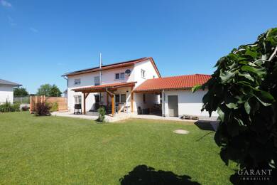 Einfamilienhaus zum Kauf 699.000 € 5,5 Zimmer 178 m² 750 m² Grundstück Dunstelkingen Dischingen 89561