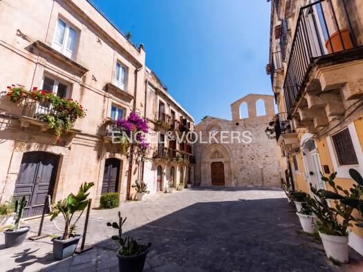 Wohnung zum Kauf 290.000 € 2 Zimmer 83 m² 2 Geschosse Piazza del Precursore 51 Syrakus 96100