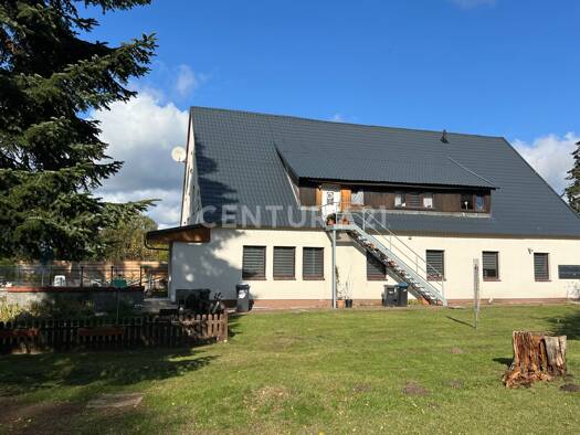 Mehrfamilienhaus zum Kauf als Kapitalanlage geeignet 19 Zimmer 720 m² 3.775 m² Grundstück Dabel 19406