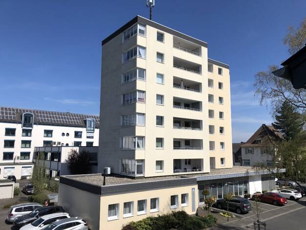 Wohnung zur Miete 750 € 4 Zimmer 101,3 m² 6. Geschoss frei ab 01.08.2025 Adenauerstr. 1a Neheim-Hüsten Arnsberg 59759