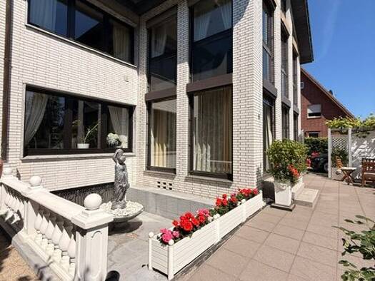 Einfamilienhaus zum Kauf 849.000 € 10 Zimmer 348 m² 819 m² Grundstück Harsewinkel Harsewinkel 33428