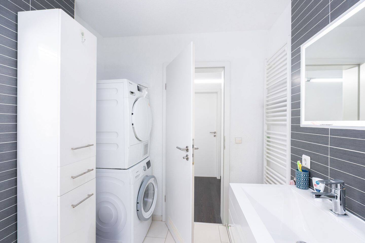 Property thumbnail 9