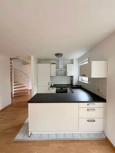 Wohnung zur Miete 925 € 2,5 Zimmer 78 m² Geschoss 2/2 Neckarburg 6 Neckartenzlingen 72654