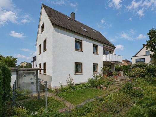 Mehrfamilienhaus zum Kauf 749.000 € 8 Zimmer 183 m² 483 m² Grundstück West Ludwigsburg 71636