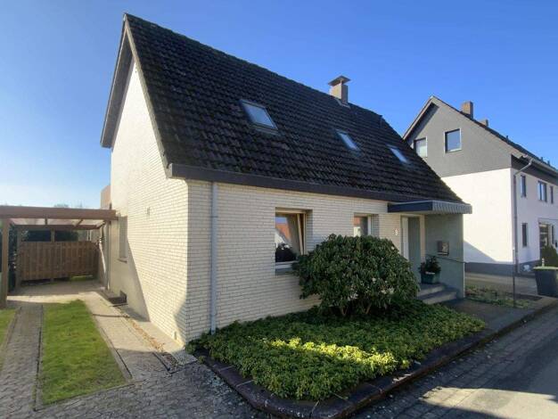 Einfamilienhaus zum Kauf 300.000 € 5 Zimmer 140 m² 813 m² Grundstück Innenstadt Bad Salzuflen 32105