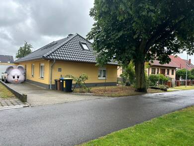 Bungalow zum Kauf provisionsfrei 4,5 Zimmer 140 m² 565 m² Grundstück Rosengarten Frankfurt 15234