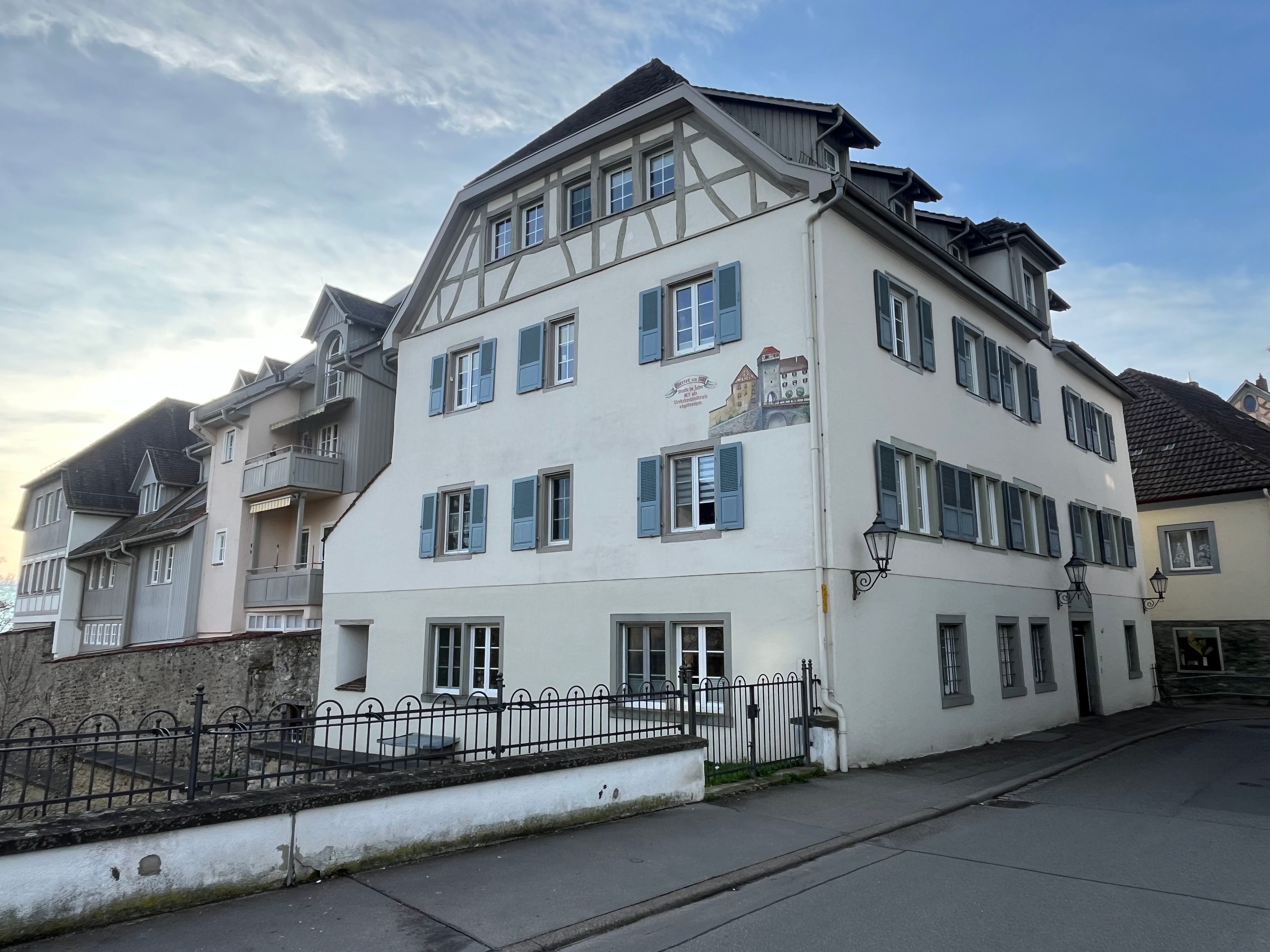 Wohnung zur Miete 750 € 2 Zimmer 58 m²<br/>Wohnfläche EG<br/>Geschoss ab sofort<br/>Verfügbarkeit Obertorstraße 8 Mitte Radolfzell am Bodensee 78315