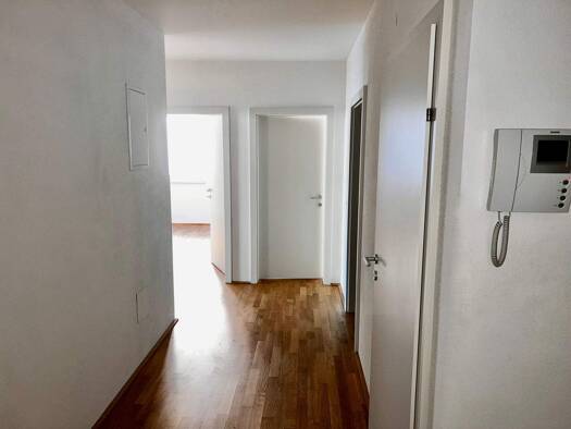 Wohnung zur Miete 1.187 € 94 m² frei ab sofort Attnang-Puchheim 4800