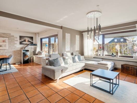 Einfamilienhaus zum Kauf 639.000 € 9 Zimmer 240 m² 738 m² Grundstück Unterbalzheim Balzheim 88481