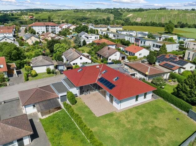 Mehrfamilienhaus zum Kauf 2.690.000 € 10 Zimmer 497 m² 1.226 m² Grundstück Pleidelsheim 74385