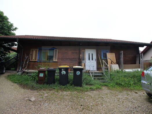 Einfamilienhaus zum Kauf 160.000 € 5 Zimmer 120 m² 775 m² Grundstück Gutmadingen Geisingen 78187