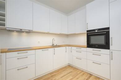 Wohnung zur Miete 1.301 € 4,5 Zimmer 94,7 m² Dachgeschoss, 4. Geschoss frei ab 01.08.2025 Gottschedstraße 31 Zentrum - West Leipzig 04109