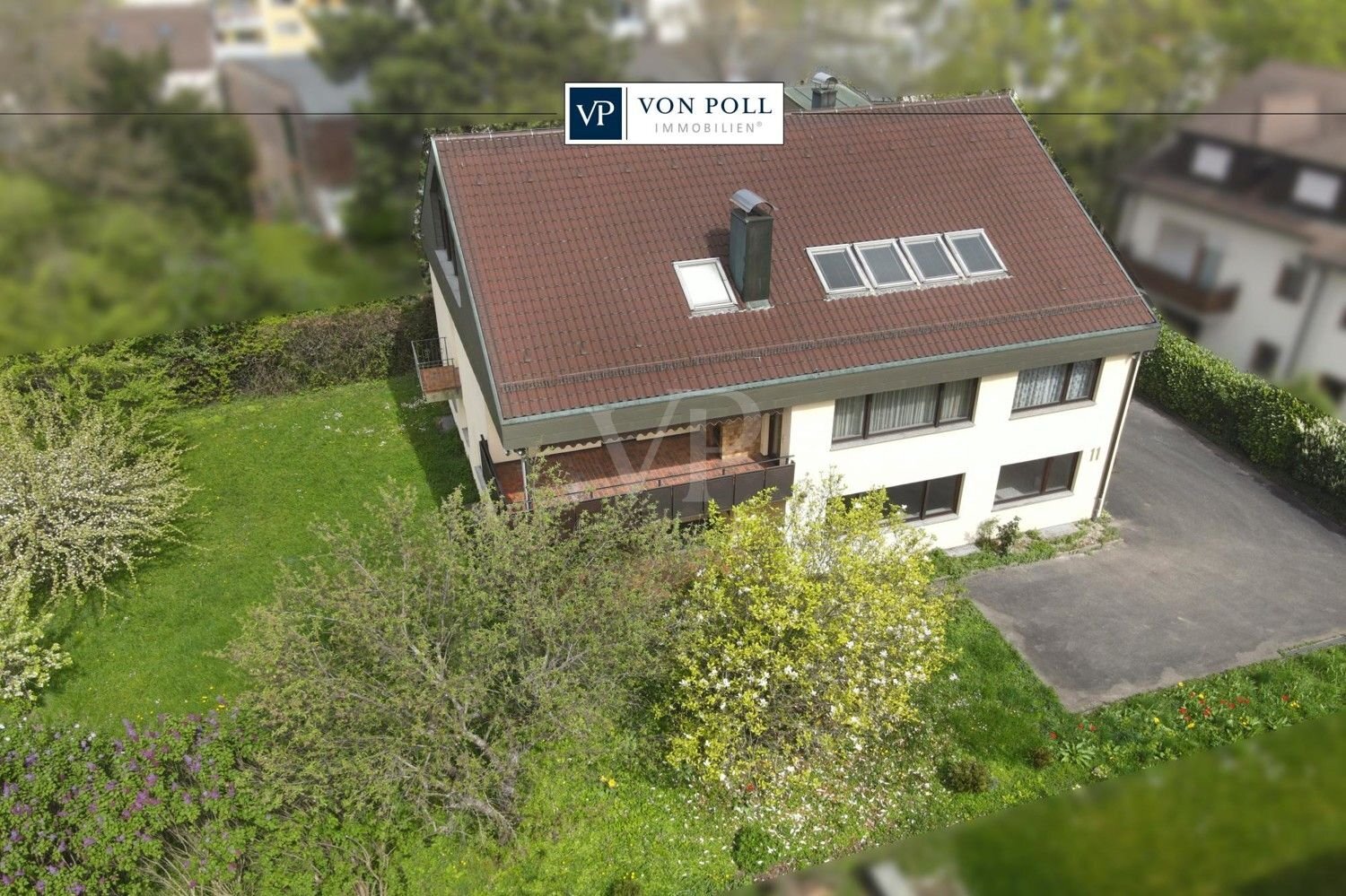 Mehrfamilienhaus zum Kauf 1.199.000 € 10,5 Zimmer 381,2 m²<br/>Wohnfläche 925 m²<br/>Grundstück Eltingen Leonberg 71229