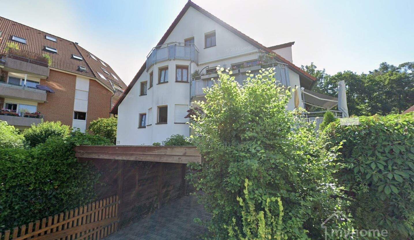 Immobilie in Feucht - Feucht neue einziartige Dachgeschoßwohnung mit 2 Balkone am Waldrand mit Stellplatz und Dachboden - Bild 2