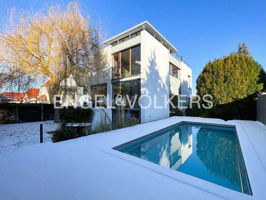 Villa zum Kauf 1.200.000 € 8 Zimmer 275 m² 551 m² Grundstück Bischleben-Stedten Erfurt 99094