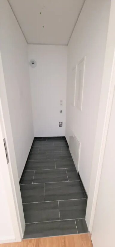 Wohnung 3 Zimmer, KDB, 79 m², 2024 420 € KM ab sofort frei