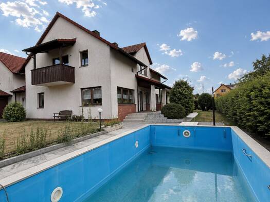 Einfamilienhaus zum Kauf 699.000 € 7 Zimmer 215 m² 723 m² Grundstück frei ab sofort Schleifweg 19 Roth Roth 91154