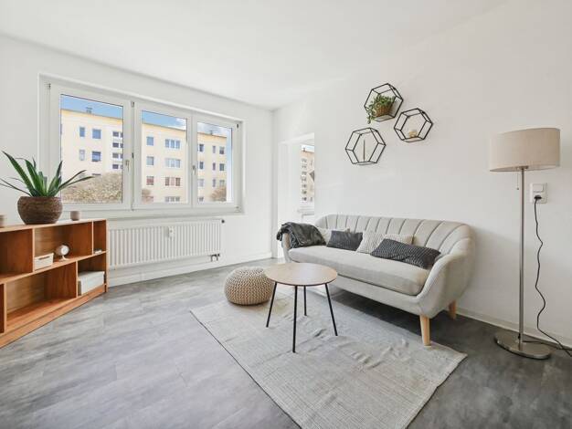 Wohnung zur Miete 423 € 2 Zimmer 39,5 m² 1. Geschoss frei ab 01.10.2026 Neustadt 01844