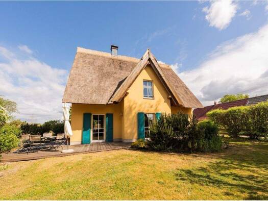 Haus zum Kauf provisionsfrei 475.000 € 5 Zimmer 130 m² 630 m² Grundstück Dorfstraße 22b Krienke Rankwitz-Krienke 17406