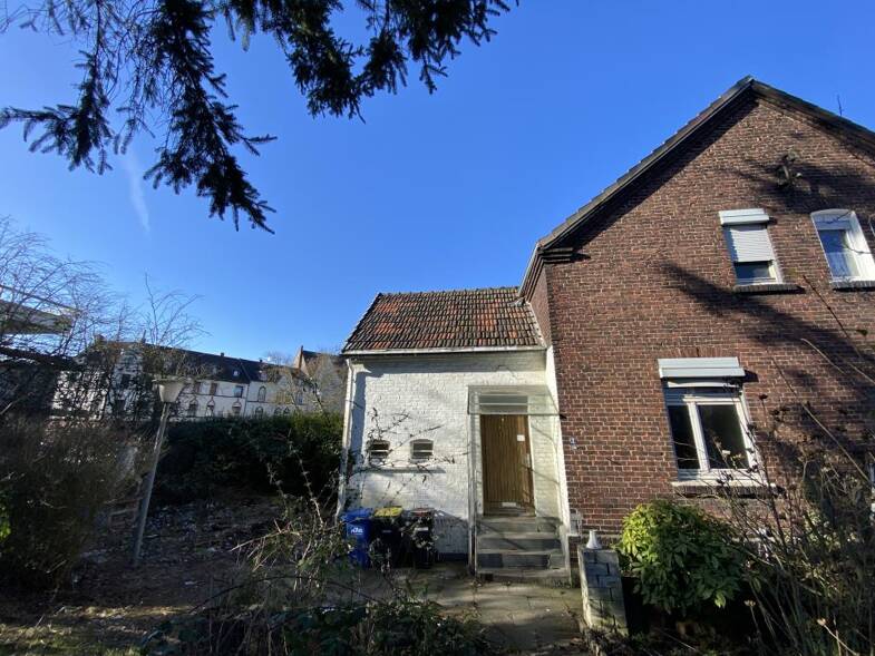 Doppelhaushälfte zum Kauf provisionsfrei 179.000 € 3,5 Zimmer 80 m² 371 m² Grundstück Sammelband 2 Kray Essen 45309