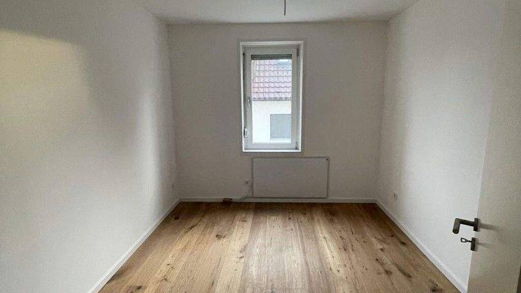 Wohnung zur Miete 1.077 € 2 Zimmer 55 m² 1. Geschoss Zabergäustr. 97 Zuffenhausen Stuttgart 70435