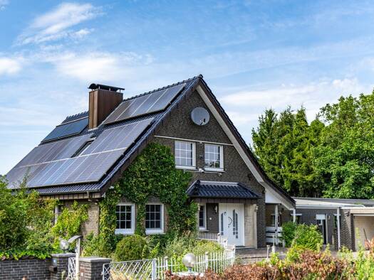 Einfamilienhaus zum Kauf 950.000 € 5 Zimmer 123,7 m² 3.284 m² Grundstück frei ab 01.10.2026 Holthausen Voerde 46562