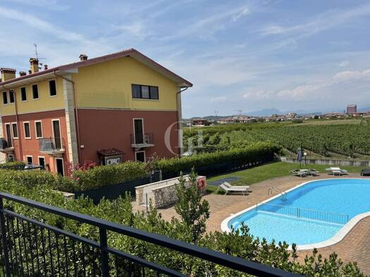 Wohnung zum Kauf 259.000 € 3 Zimmer 64 m² 2. Geschoss Bussolengo 37012