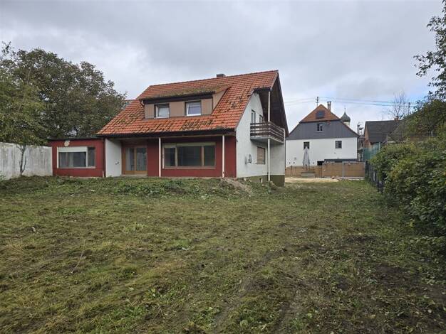 Mehrfamilienhaus zum Kauf als Kapitalanlage geeignet 550.000 € 11 Zimmer 220 m² 1.387 m² Grundstück Westerstetten Westerstetten 89198
