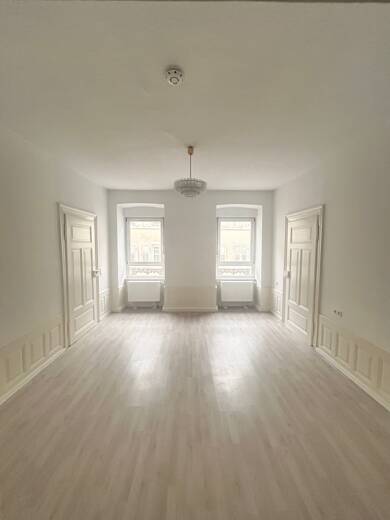 Wohnung zur Miete 700 € 4 Zimmer 108 m² Stephanienstraße 23 Innenstadt Baden-Baden 76530