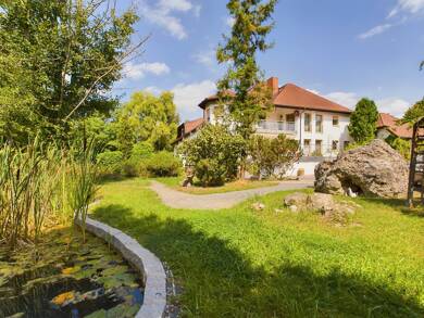 Bürogebäude zum Kauf als Kapitalanlage geeignet 1.533 € 45 Zimmer 1.330 m² 2.736 m² Grundstück Buttenheim Buttenheim 96155