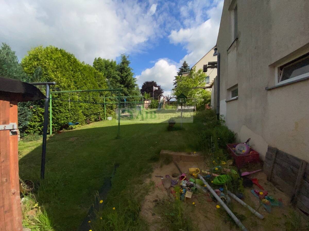 Immobilie in Eppendorf - Solides Wohnhaus mit großem Grundstück und vielseitigem Nebengelass - Bild 4