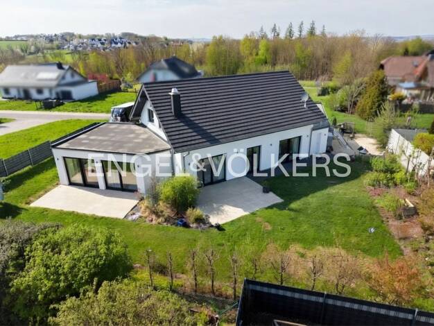 Einfamilienhaus zum Kauf 649.000 € 6 Zimmer 202 m² 1.056 m² Grundstück Pleckhausen 56593