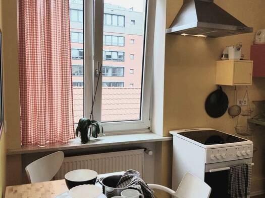 Wohnung zur Miete 620 € 1 Zimmer 25 m² Geschoss 3/4 frei ab sofort Gutleutviertel Frankfurt am Main 60327