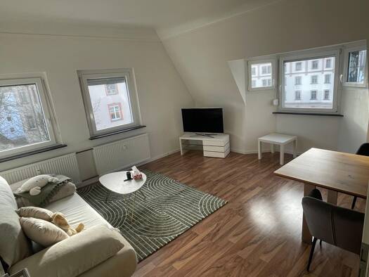 Wohnung zur Miete 605 € 2 Zimmer 55 m² Geschoss 4/5 frei ab 15.01.2026 Altstadt Würzburg 97080