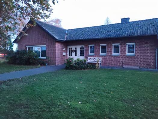 Doppelhaushälfte zum Kauf provisionsfrei 260.000 € 6 Zimmer 132 m² 1.000 m² Grundstück Westenholz Delbrück 33129