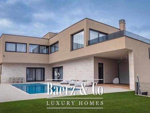 Stadthaus zum Kauf 1.800.000 € 4 Zimmer 370 m² 781 m² Grundstück tinjan