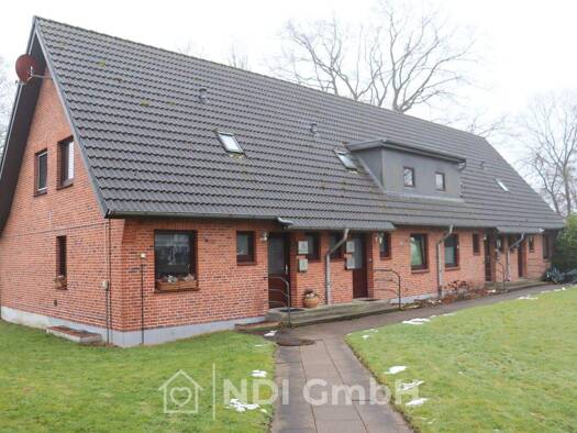 Haus zum Kauf 998.000 € 16 Zimmer 251,2 m² 1.748 m² Grundstück Reinfeld (Holstein) 23858