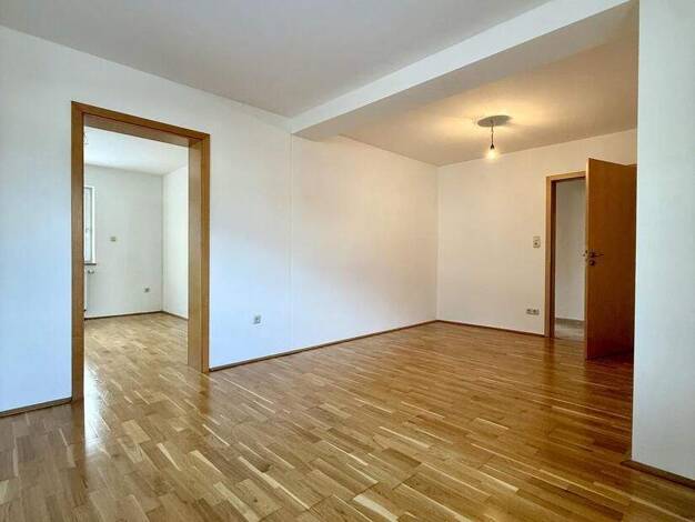 Wohnung zum Kauf 459.999 € 4 Zimmer 94 m² Achdorf Landshut 84036