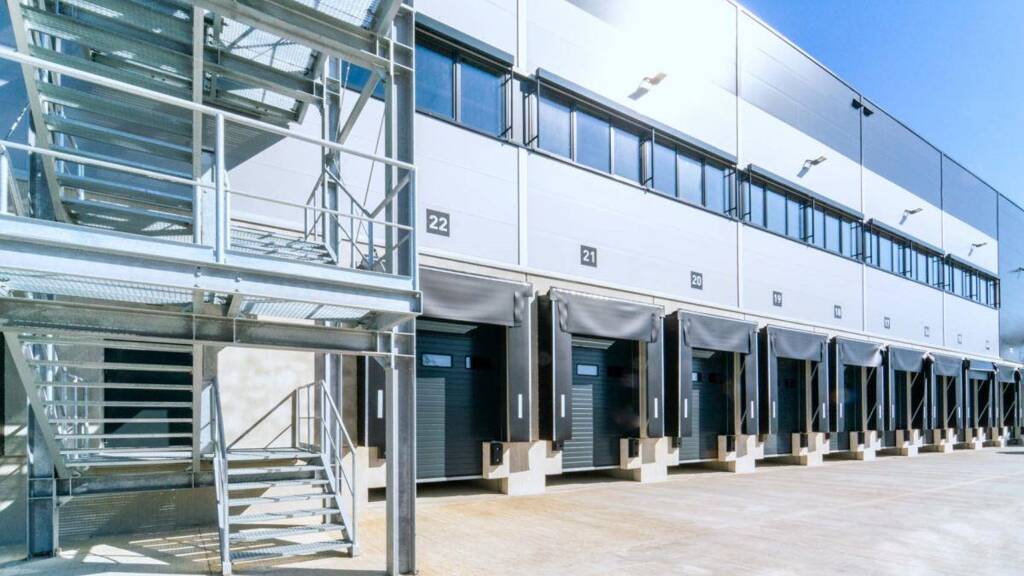 Lagerhalle zur Miete - Erstbezug provisionsfrei 8.560 m² Lagerfläche teilbar ab 8.560 m² Alt-Marl Marl 45768