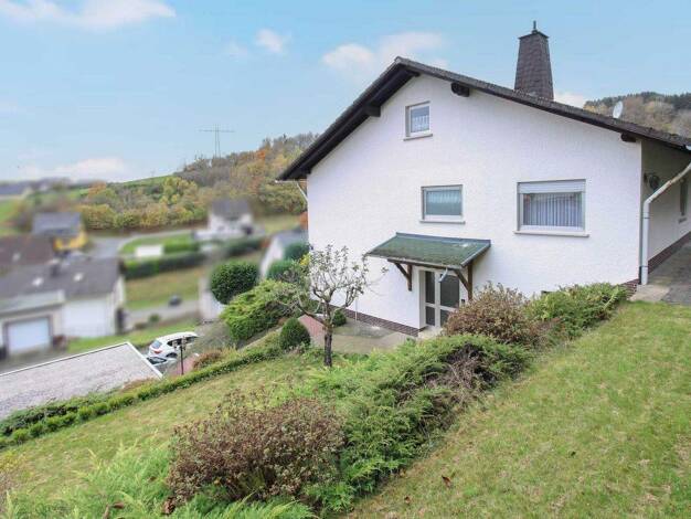 Mehrfamilienhaus zum Kauf 279.000 € 10 Zimmer 267,8 m² 1.216,1 m² Grundstück Lixfeld Angelburg 35719