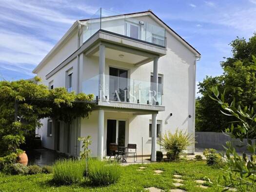 Einfamilienhaus zum Kauf 450.000 € 5 Zimmer 135 m² Poreč Poreč 52440